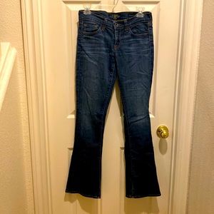 ✨LIKE NEW LUCKY BRAND JEANS!!!✨